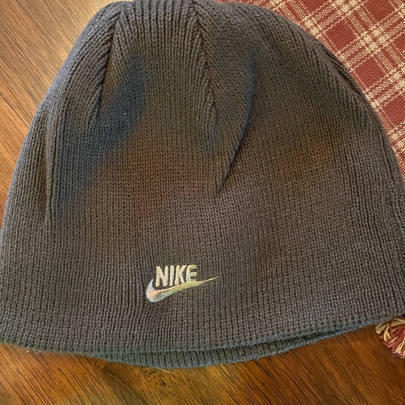 Nike reversible hat - Picture 2 of 5